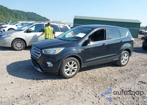 2017 Ford Escape Se z USA, uszkodzony, nr VIN 1FMCU0GD2HUE89351